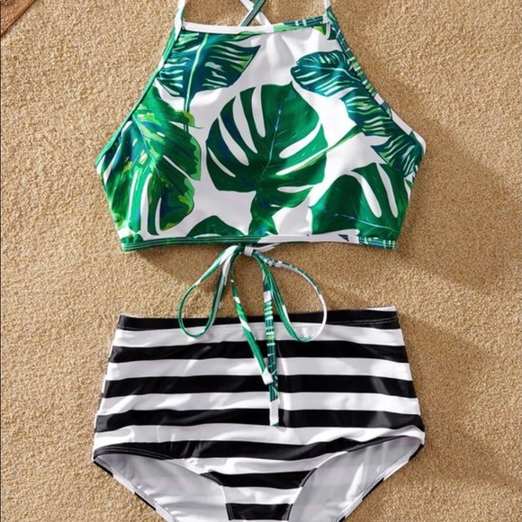 Palm tree NEW WITH TAGS WOMENS SMALL SWIMSUIT - Picture 1 of 3